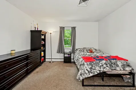101 Dutch Street Montrose NY 10548