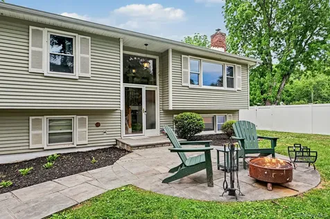 101 Dutch Street Montrose NY 10548