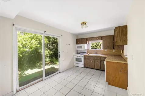 229 Rt-118 Yorktown Heights NY 10598