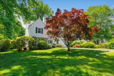 541 Claflin Avenue Mamaroneck NY 10543