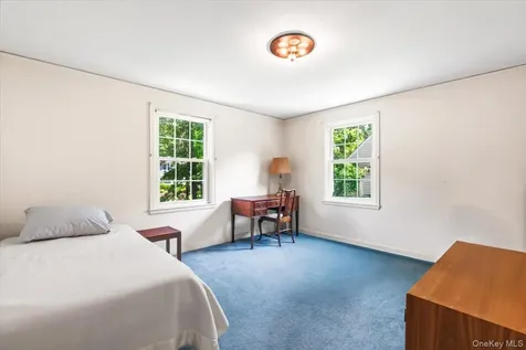 541 Claflin Avenue Mamaroneck NY 10543