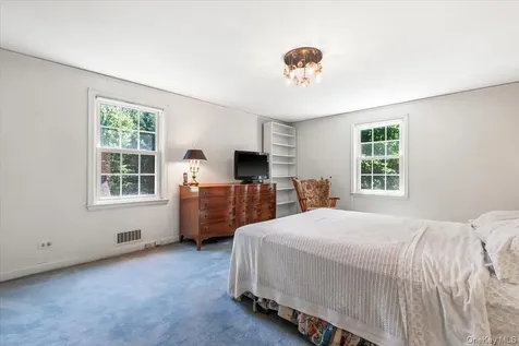 541 Claflin Avenue Mamaroneck NY 10543