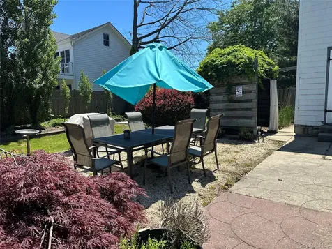 744 Main Street Greenport NY 11944