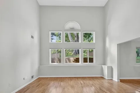 6 Old Lake Road Congers NY 10920