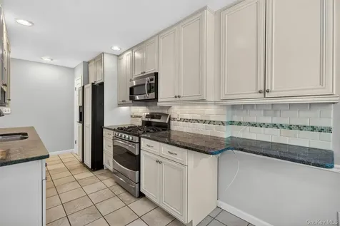 6 Old Lake Road Congers NY 10920