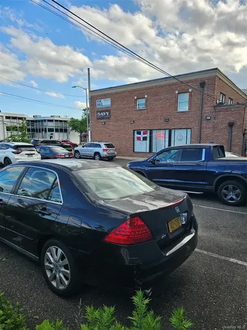 113-119 Jericho Turnpike Floral Park NY 11001