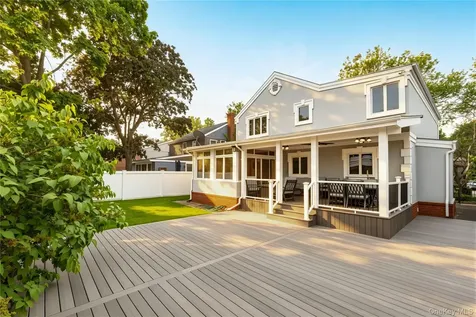 7831 220th Street Oakland Gardens NY 11364