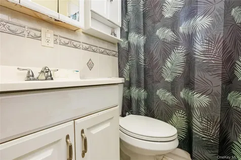 135-15 244th Street Rosedale NY 11422