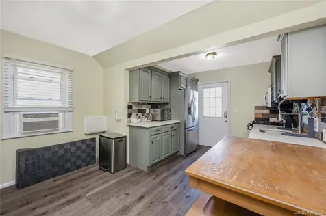 135-15 244th Street Rosedale NY 11422