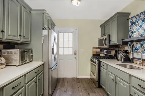 135-15 244th Street Rosedale NY 11422