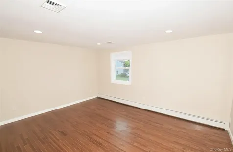4195 Florence Road Bethpage NY 11714