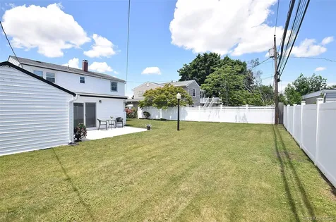 4195 Florence Road Bethpage NY 11714