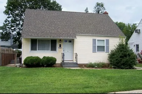 30 Audrey Avenue Plainview NY 11803