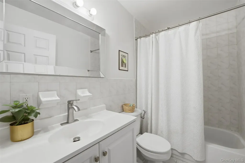 235 Bronx River Road Yonkers NY 10704