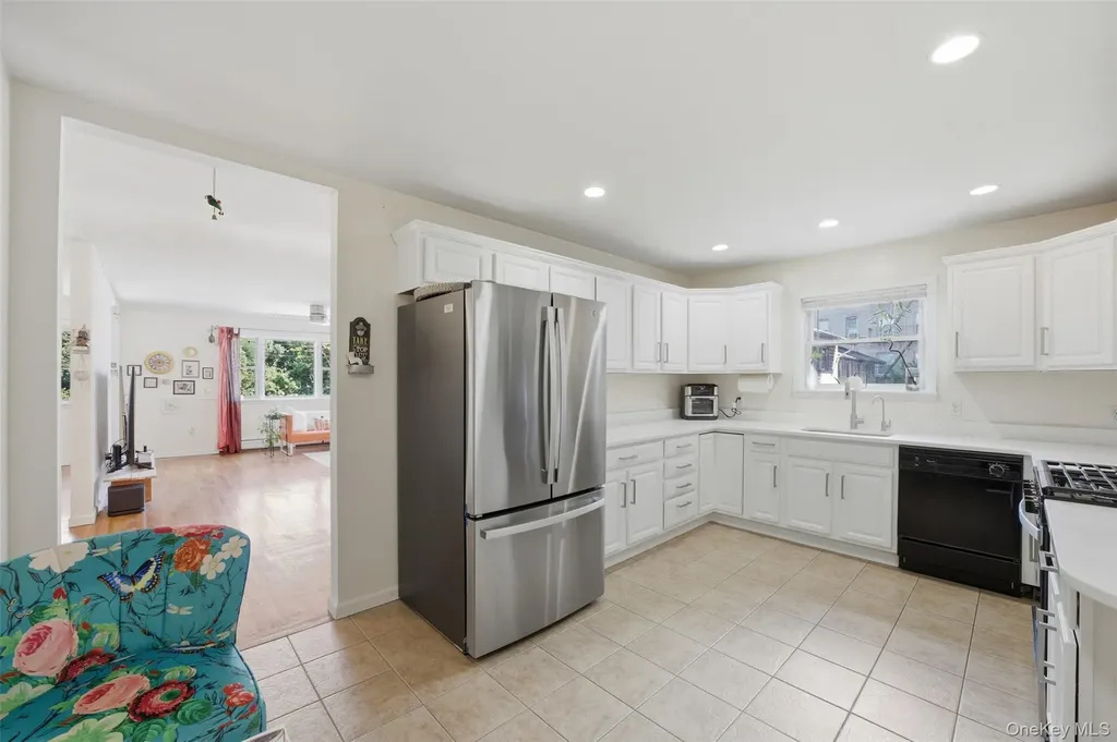 235 Bronx River Road Yonkers NY 10704