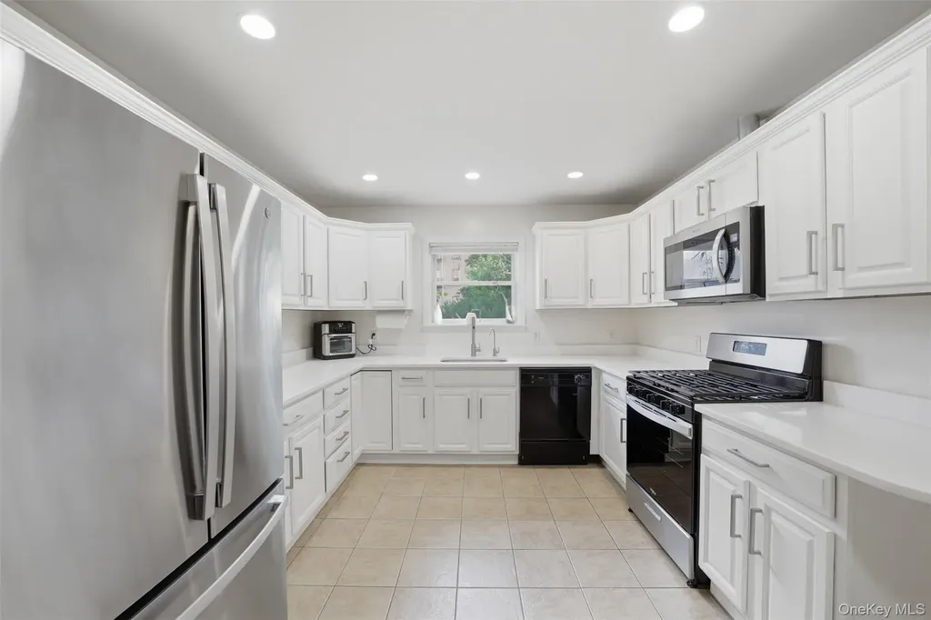 235 Bronx River Road Yonkers NY 10704