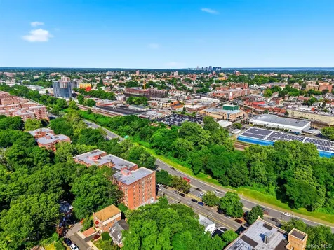 235 Bronx River Road Yonkers NY 10704