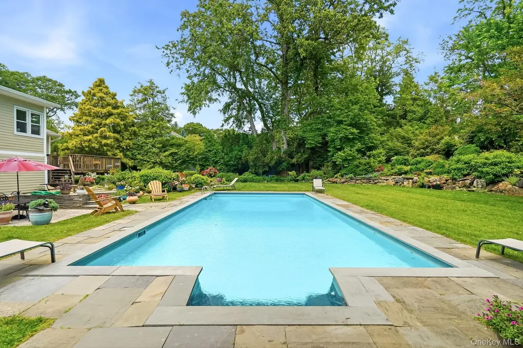 1 Pamela Lane New Rochelle NY 10804