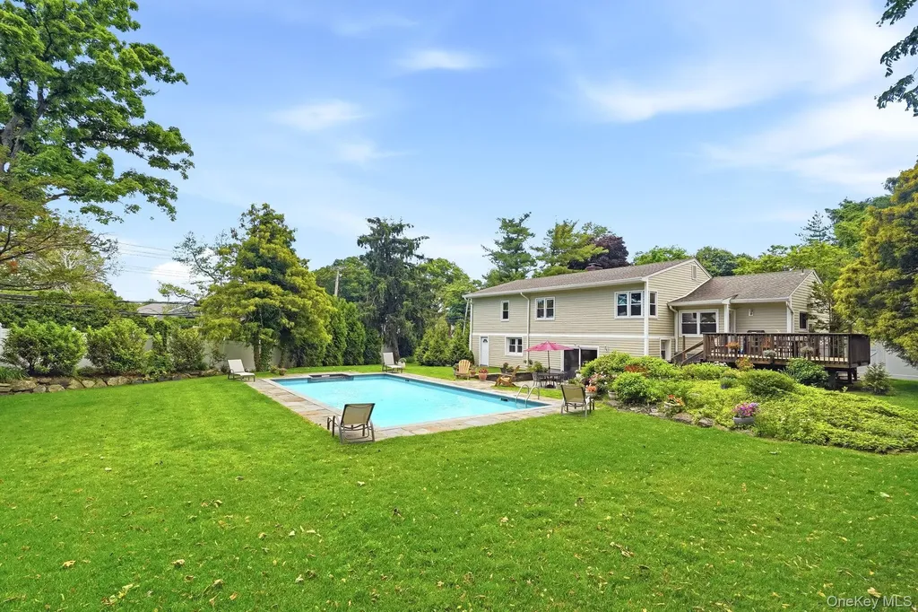 1 Pamela Lane New Rochelle NY 10804