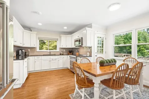 1 Pamela Lane New Rochelle NY 10804