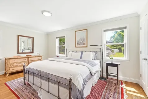 1 Pamela Lane New Rochelle NY 10804
