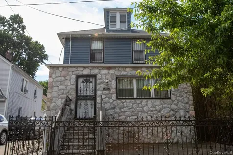4810 Robertson Street Bronx NY 10470