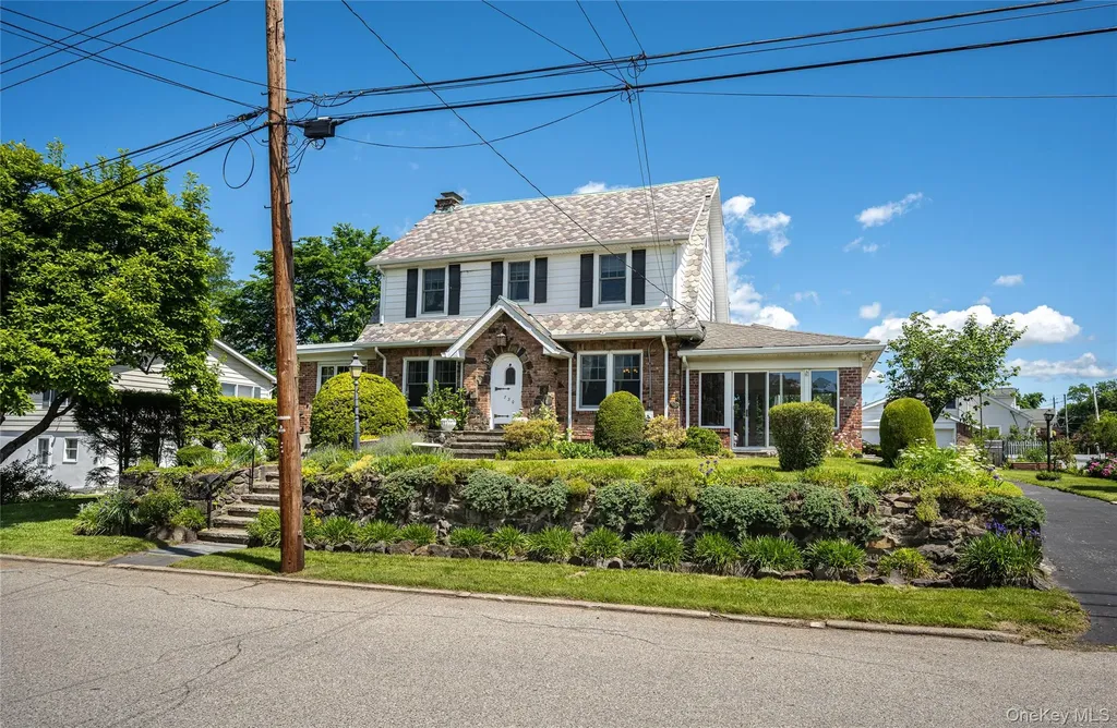 730 Hoover Avenue Peekskill NY 10566