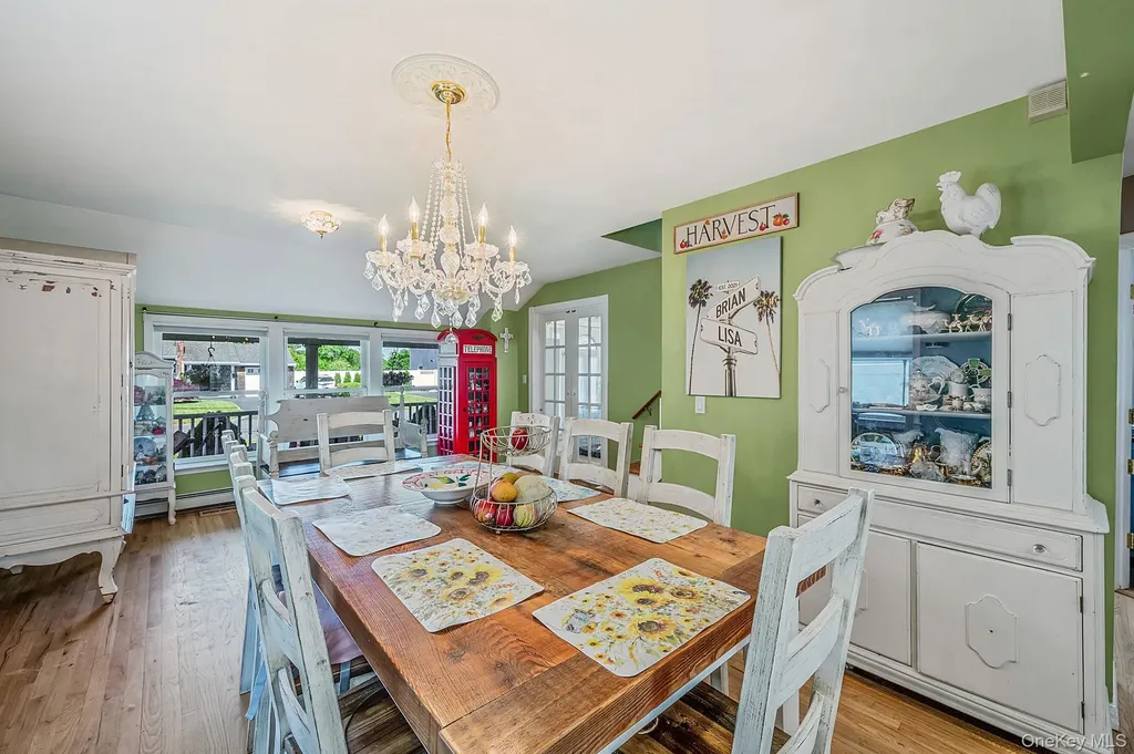 61 N Ocean Avenue Islip NY 11751