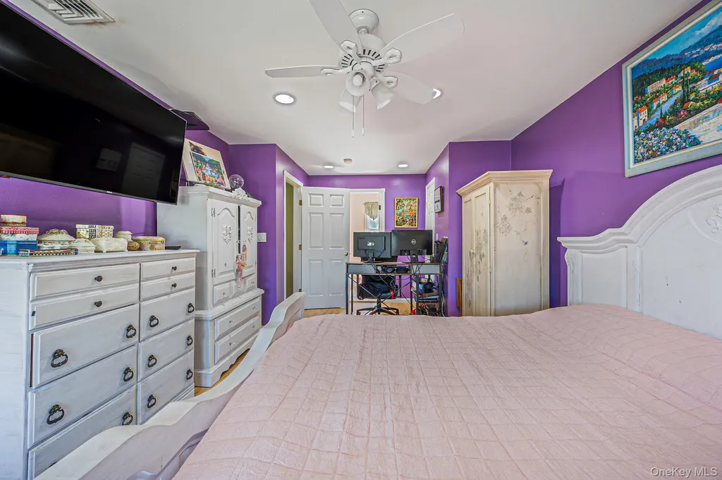 61 N Ocean Avenue Islip NY 11751
