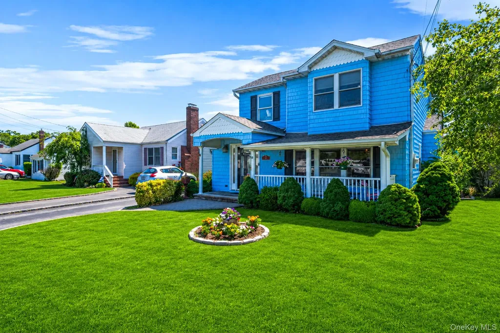 61 N Ocean Avenue Islip NY 11751