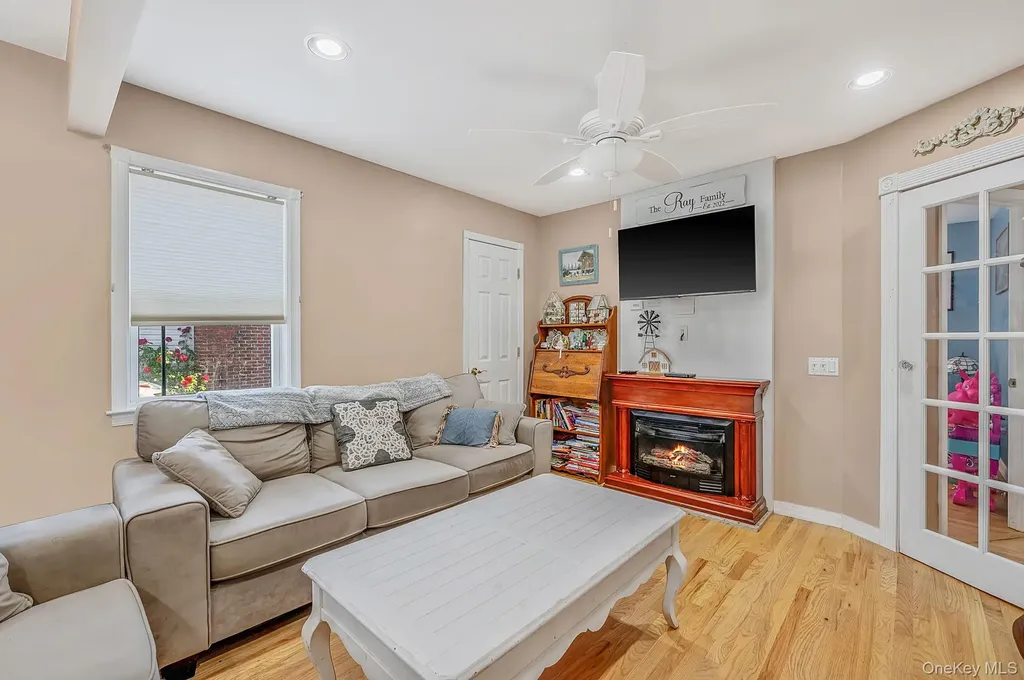 61 N Ocean Avenue Islip NY 11751
