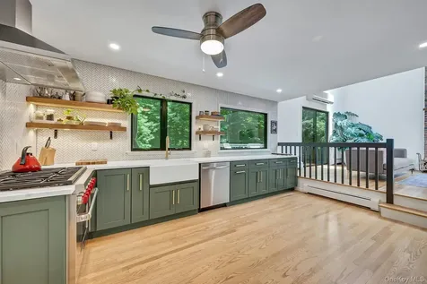 24 Anne Chambers Lane Katonah NY 10536
