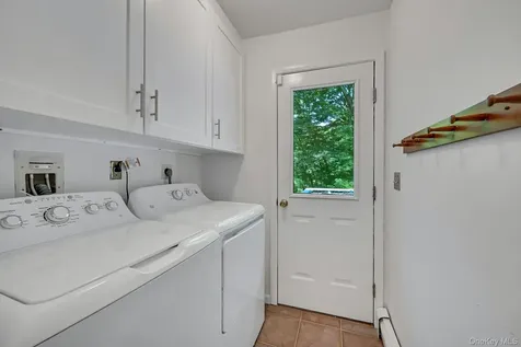 24 Anne Chambers Lane Katonah NY 10536