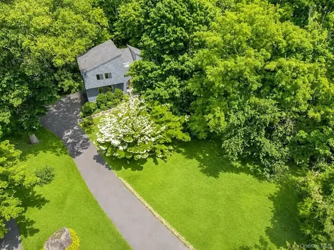 24 Anne Chambers Lane Katonah NY 10536
