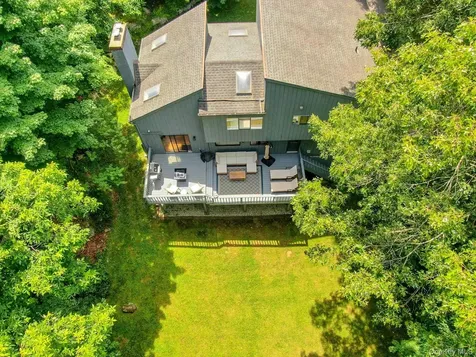 24 Anne Chambers Lane Katonah NY 10536