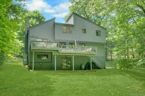 24 Anne Chambers Lane Katonah NY 10536