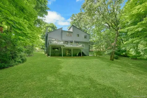 24 Anne Chambers Lane Katonah NY 10536