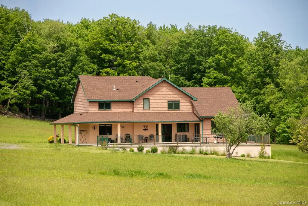 240 B Mountaindale Road Greenfield Park NY 12435