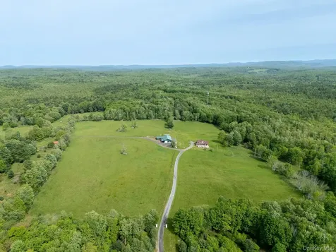 240 B Mountaindale Road Greenfield Park NY 12435