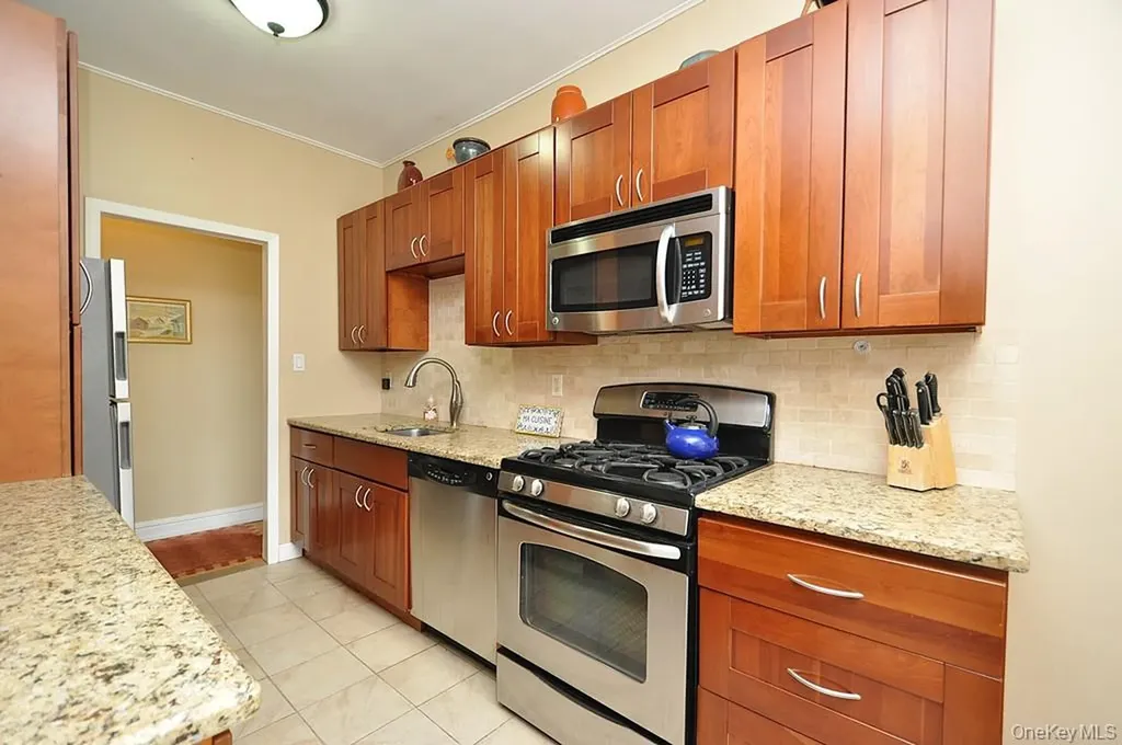 143 Garth Road Scarsdale NY 10583