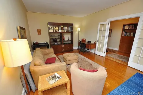 143 Garth Road Scarsdale NY 10583