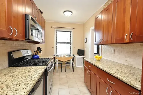 143 Garth Road Scarsdale NY 10583