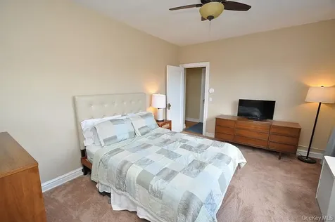 143 Garth Road Scarsdale NY 10583
