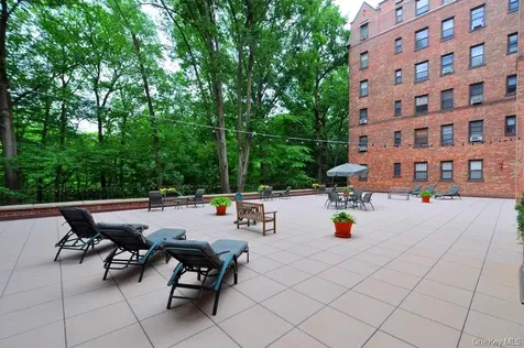 143 Garth Road Scarsdale NY 10583