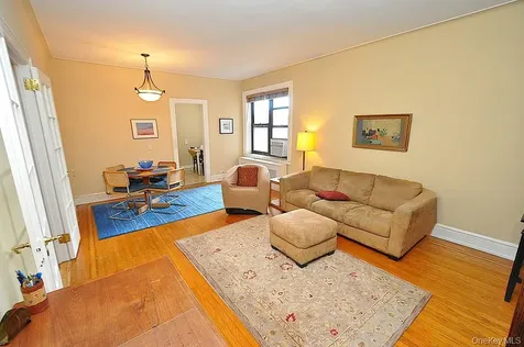 143 Garth Road Scarsdale NY 10583