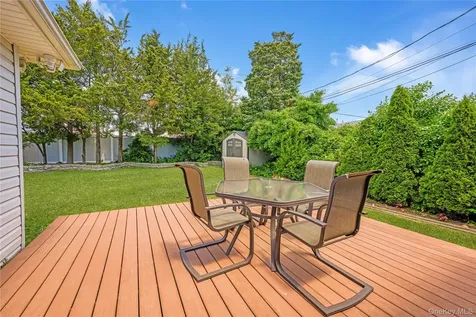 2316 Poe Court Seaford NY 11783