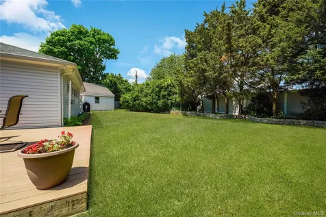 2316 Poe Court Seaford NY 11783