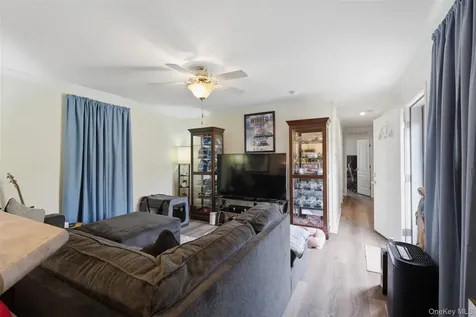 621 Sheafe Poughkeepsie NY 12601