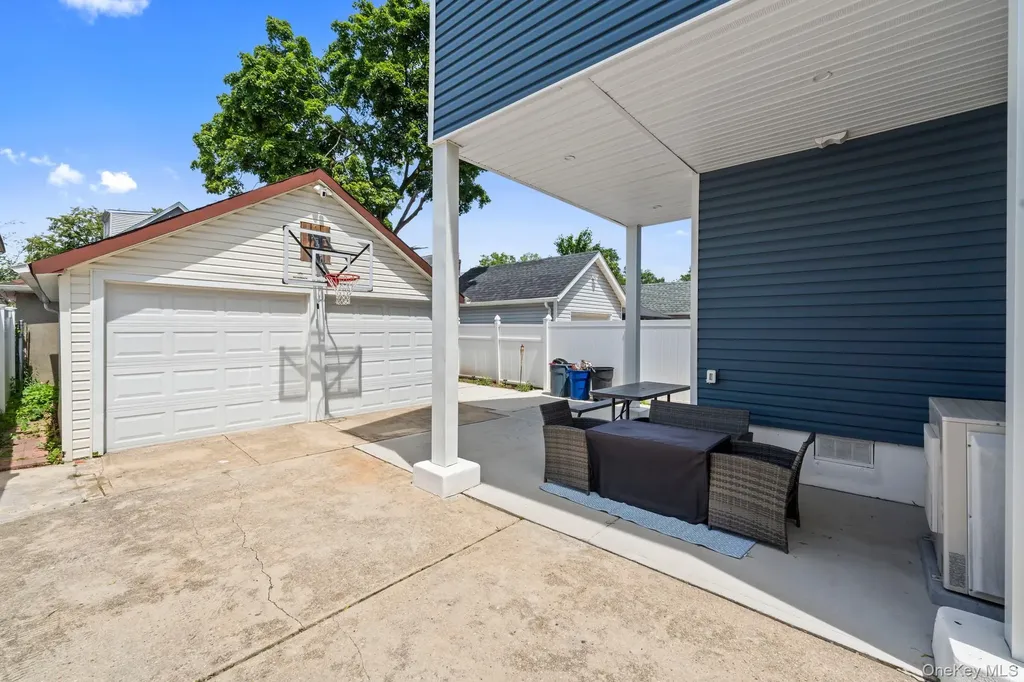 43 Dewitt Street Valley Stream NY 11580