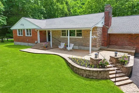 212 Bay View Avenue Cornwall On Hudson NY 12520